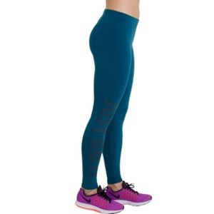 Nike Leg-A-See Leggings